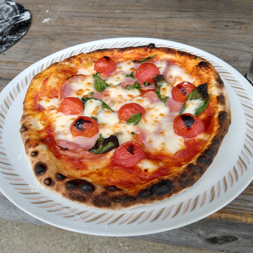 ピザを焼きました。ENRO様 「ガス式窯焼名人」で | RESET